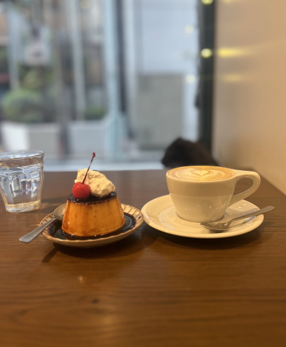 All Seasons Coffee Ikebukuro pudding and latte
